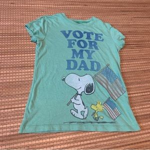 Fine presents Penuts girls T-shirt 
size L